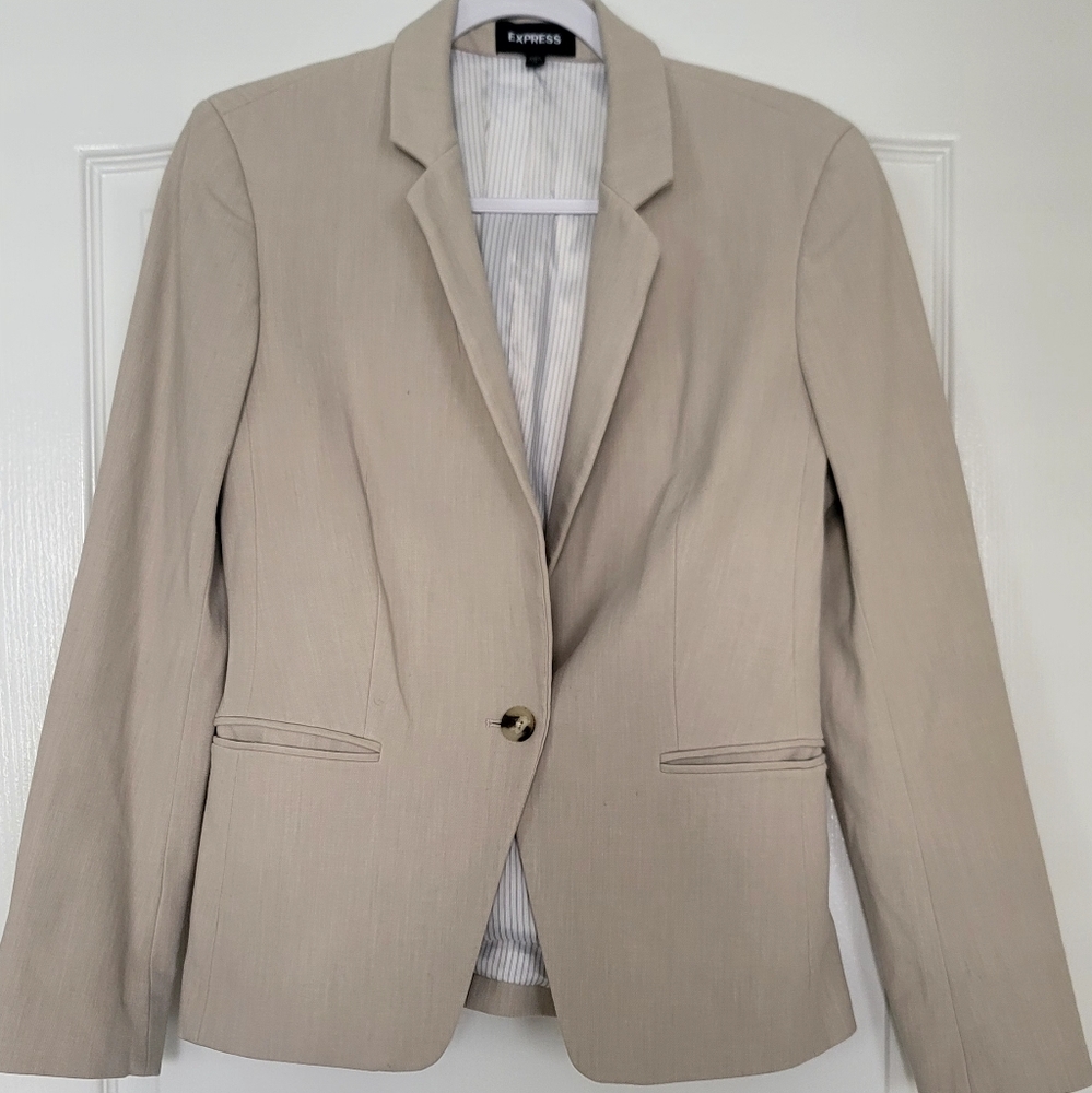 EXPRESS Beige Blazer